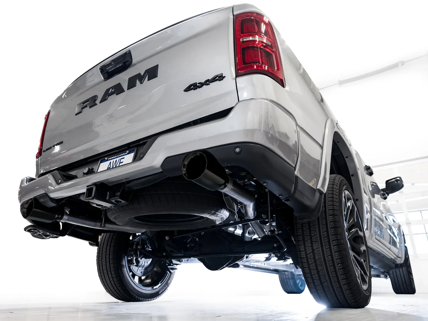 0FG True Dual Cat-Back (Diamond Black Tips) for RAM 1500 3.0TT 2025+ | #3015-33530 | AWE Tuning - Image 15