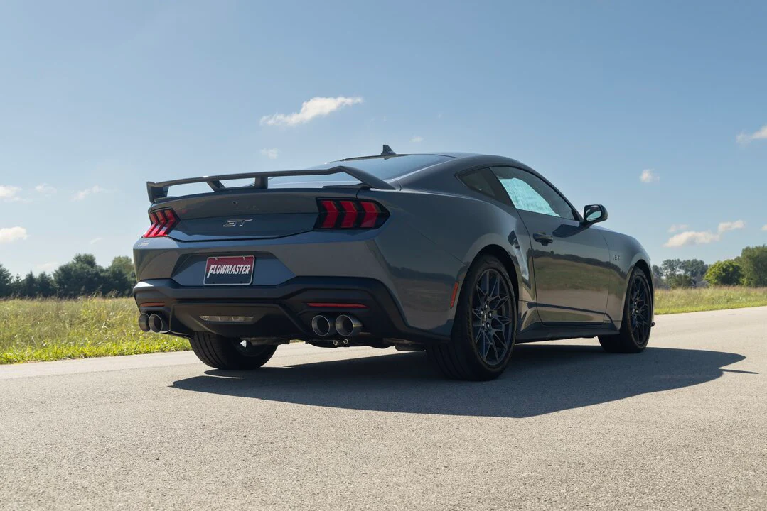 Outlaw Axle-Back Exhaust (Polished Tips) for Mustang 5.0L GT 2024+ | #818164 | Flowmaster - Image 5
