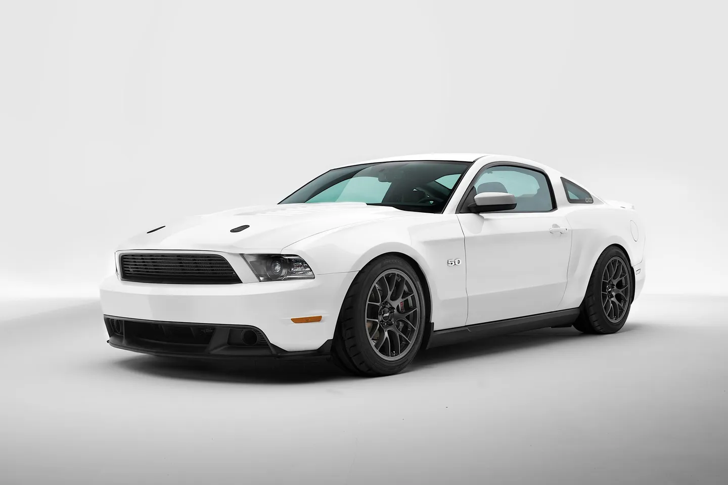 EC-7 18" & 19" Wheel Set (Square/Staggered) for Mustang 2005-23 & 2024+ | APEX - Image 12
