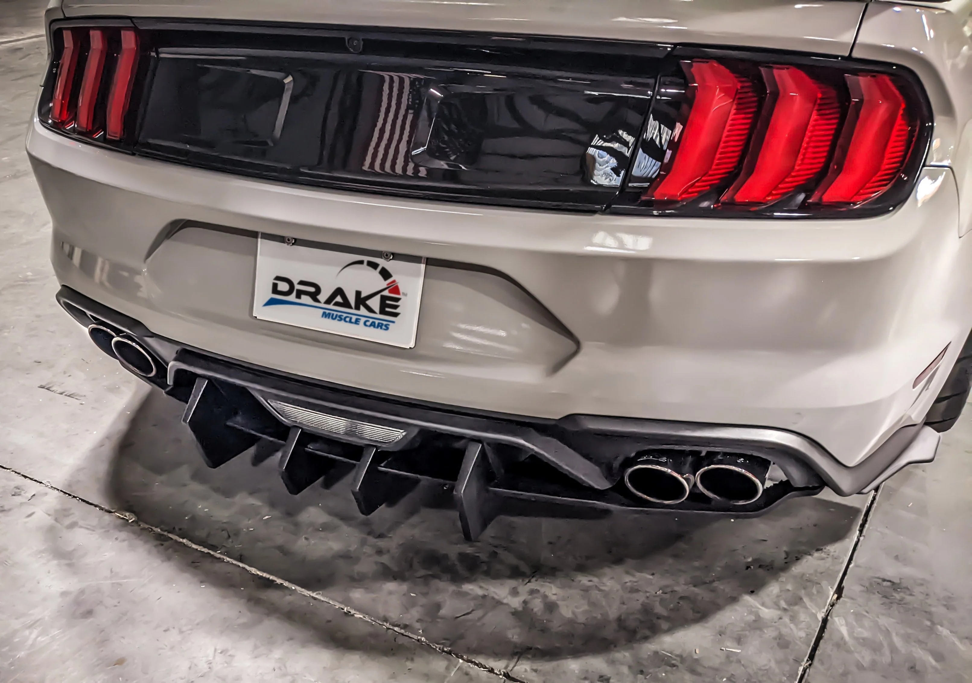 Decklid w/ Styling lines (Black) for Mustang 2015-23 | #JR3B-63423B70-A | Drake Muscle Cars - Image 4