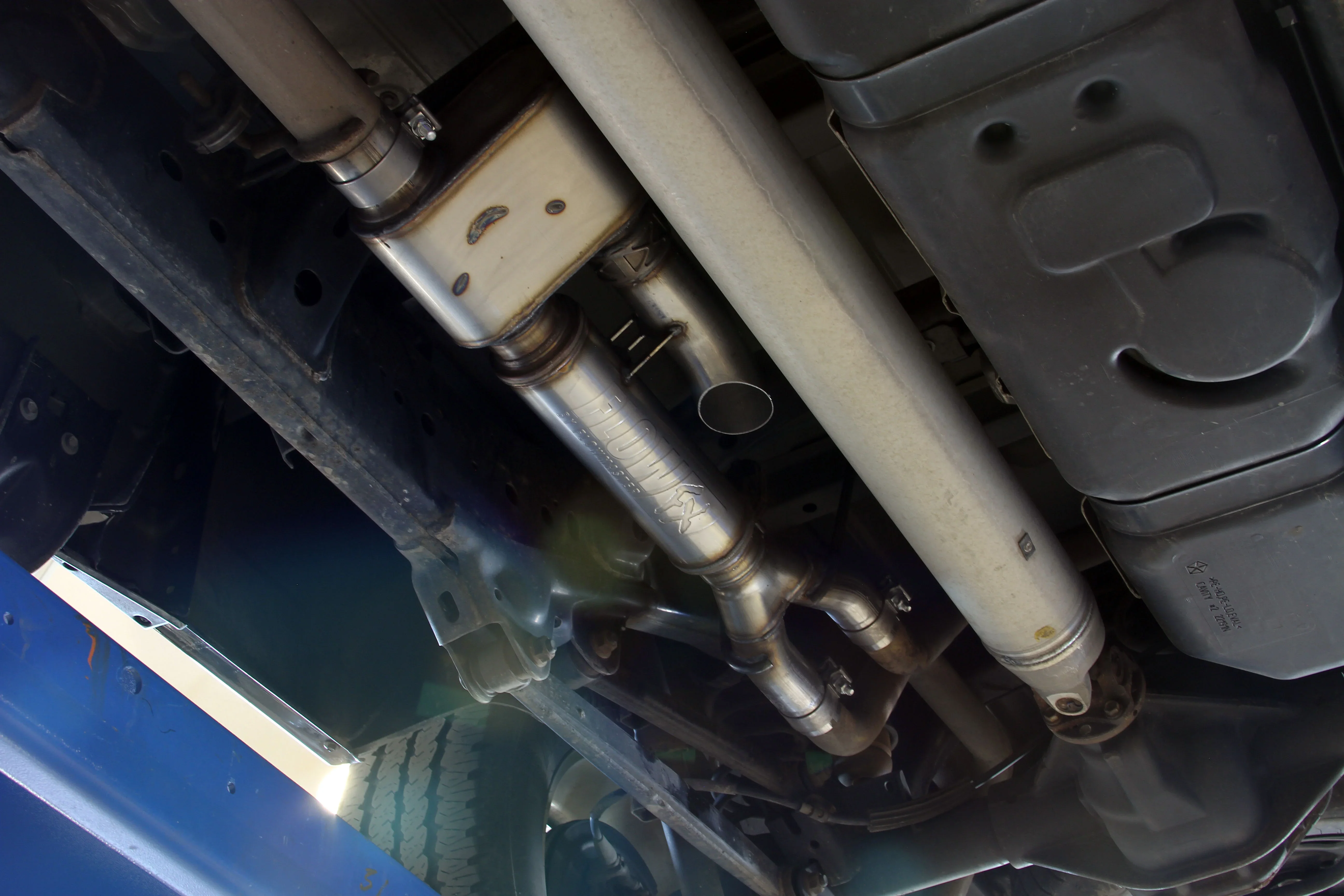 Flow FX Direct Fit Dual Mode Muffler w/ Active Valve for RAM 1500 5.7L 2009-24* Classic Body | #717900 | Flowmaster - Image 7