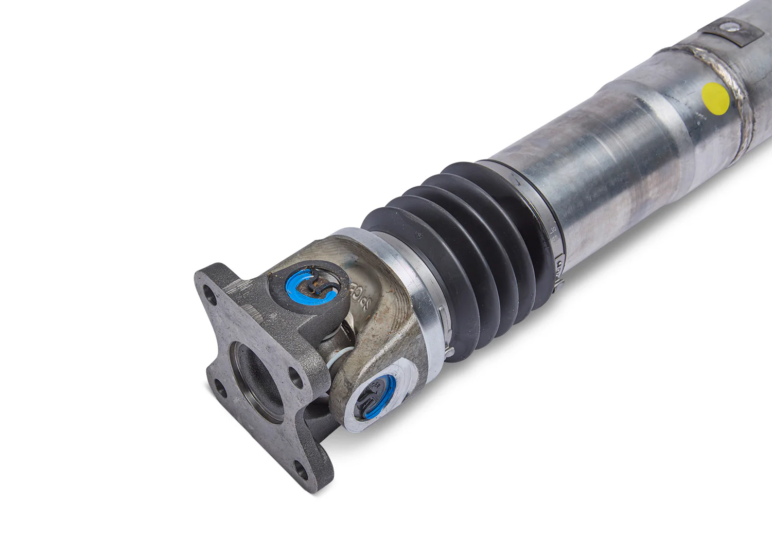 One-Piece Aluminium Driveshaft for Mustang 4.6L GT 2005-10 | #M-4602-MGTA | Ford Performance - Image 2