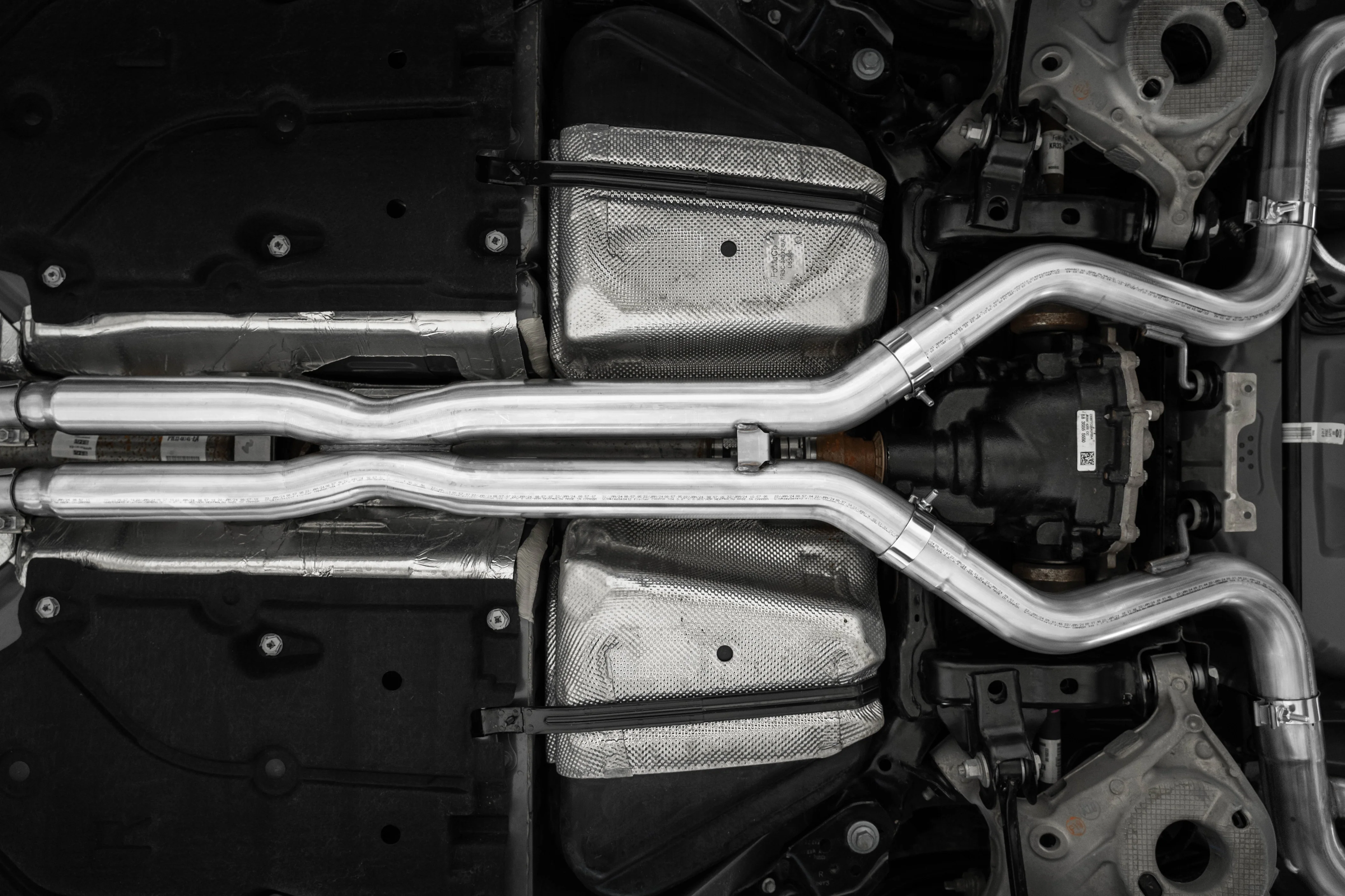 Armor Pro Active 3" Cat-Back Exhaust (Carbon Fibre Tips) for Mustang 5.0L GT 2024+ | #S72553CF | MBRP - Image 5