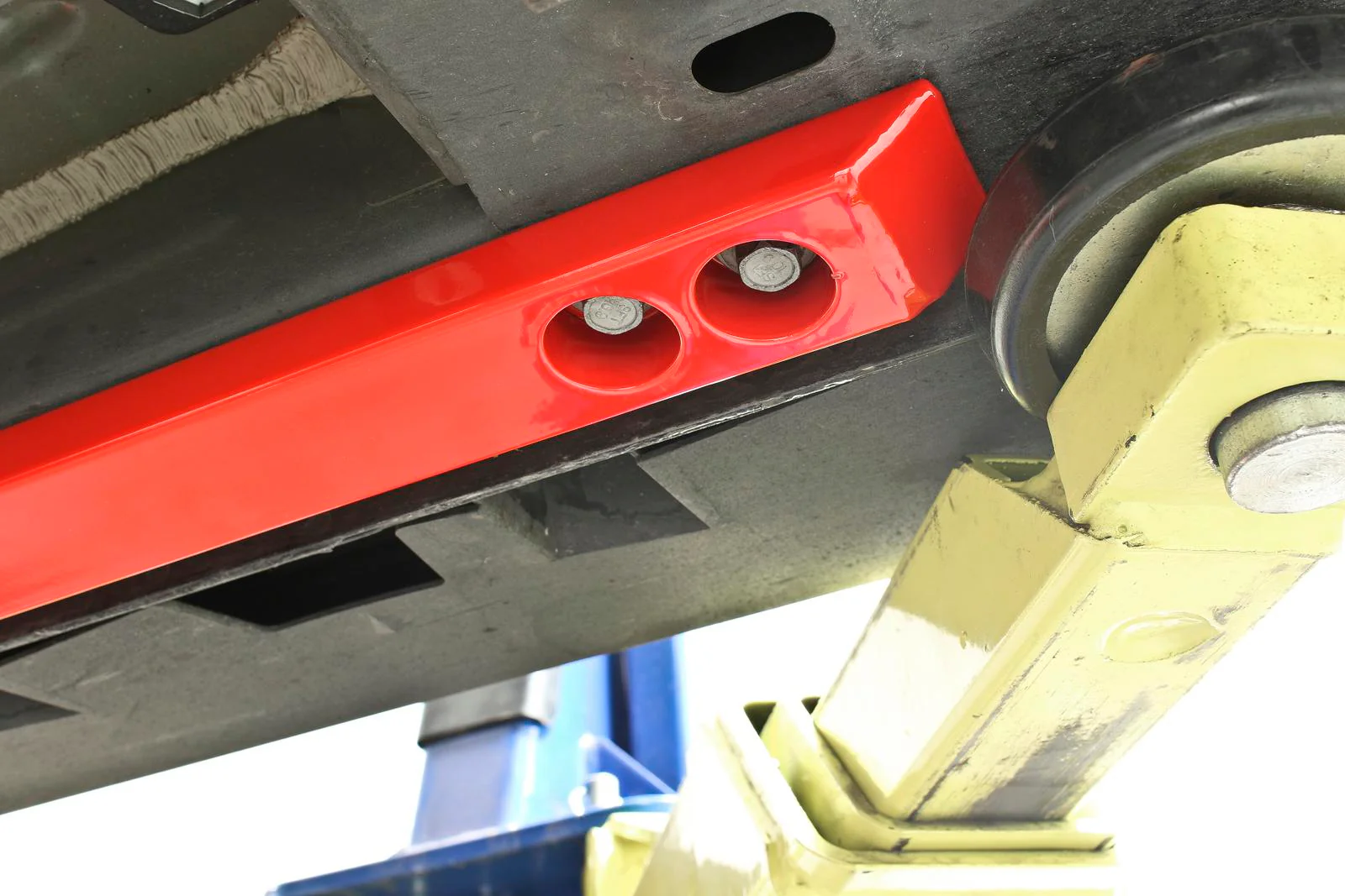 Super Low Profile Chassis Jacking Rail for Mustang 2015-23 | #CJR002 | BMR - Image 8