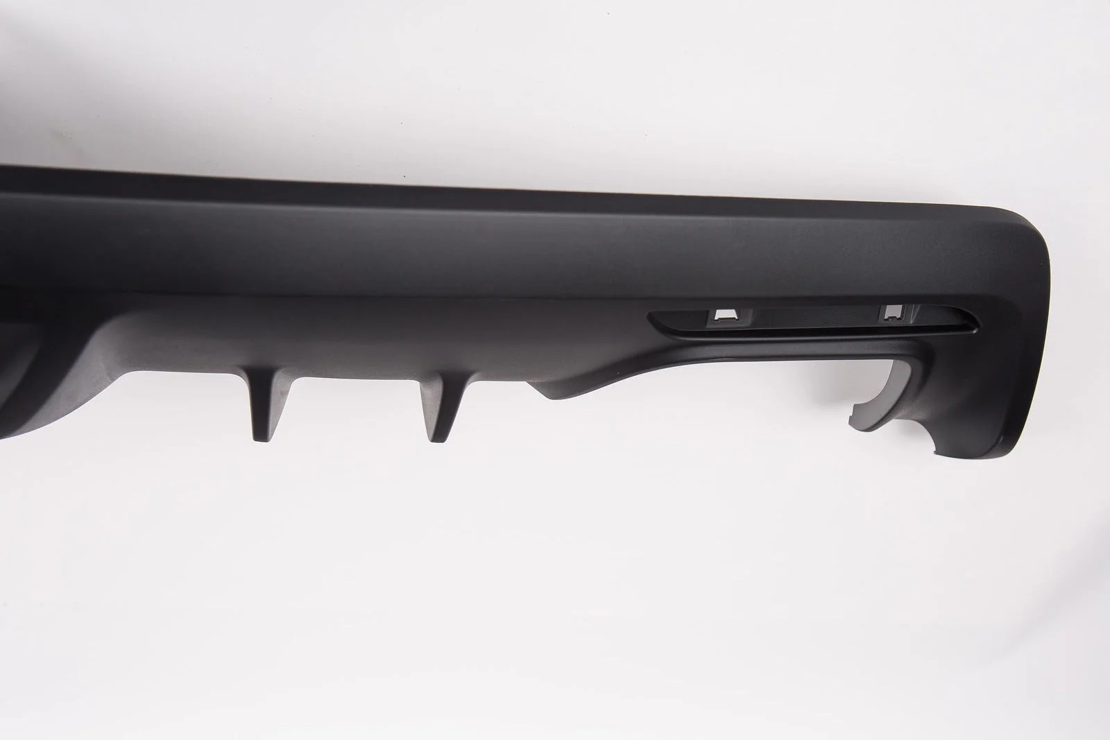 Quad-Exhaust Rear Valance for Mustang 2015-17 (without Reversing Sensors) | #421894 | Roush - Image 7