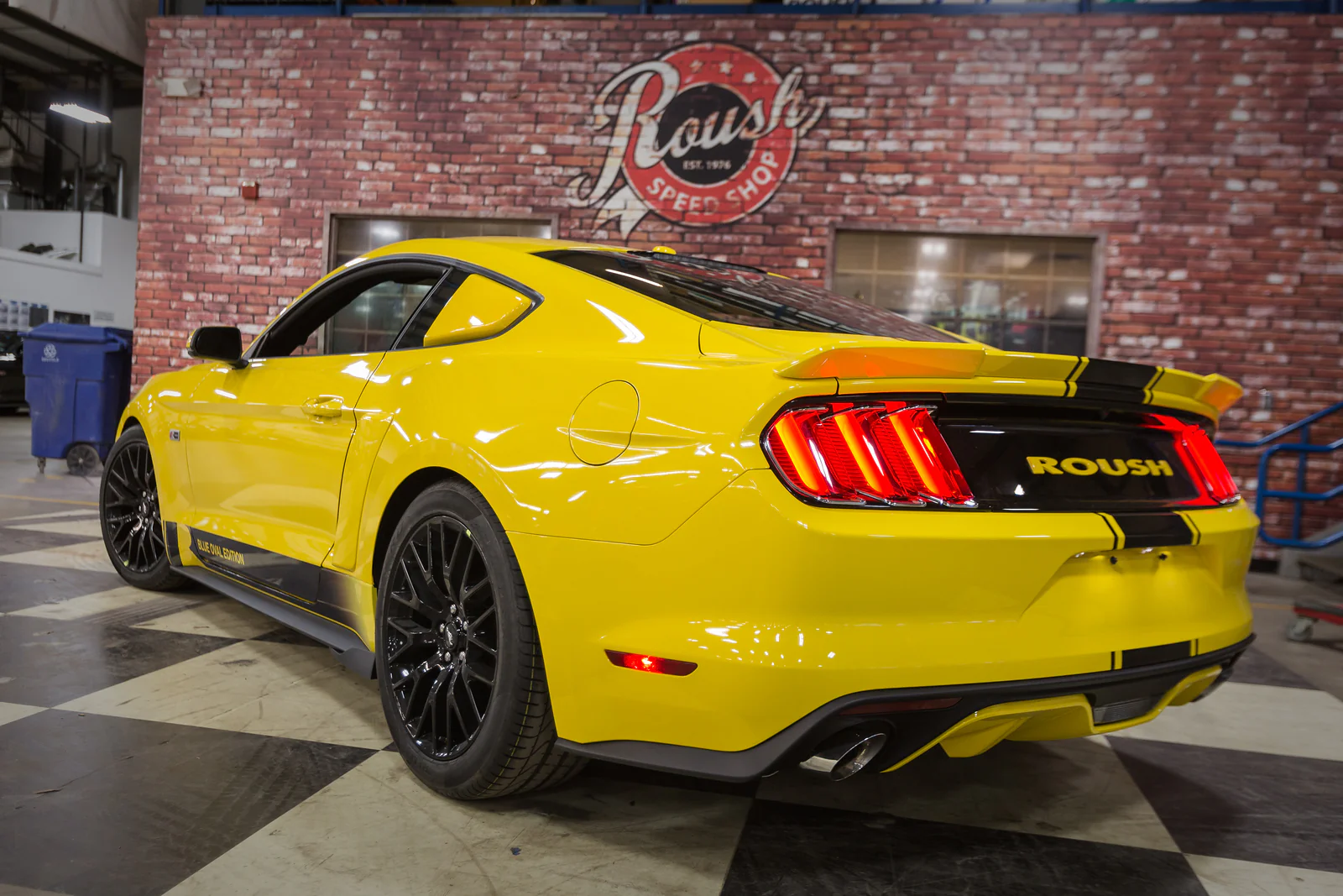 Axle-Back Exhaust (Chrome) for Mustang 5.0L GT 2015-17 | #421834 | Roush - Image 5