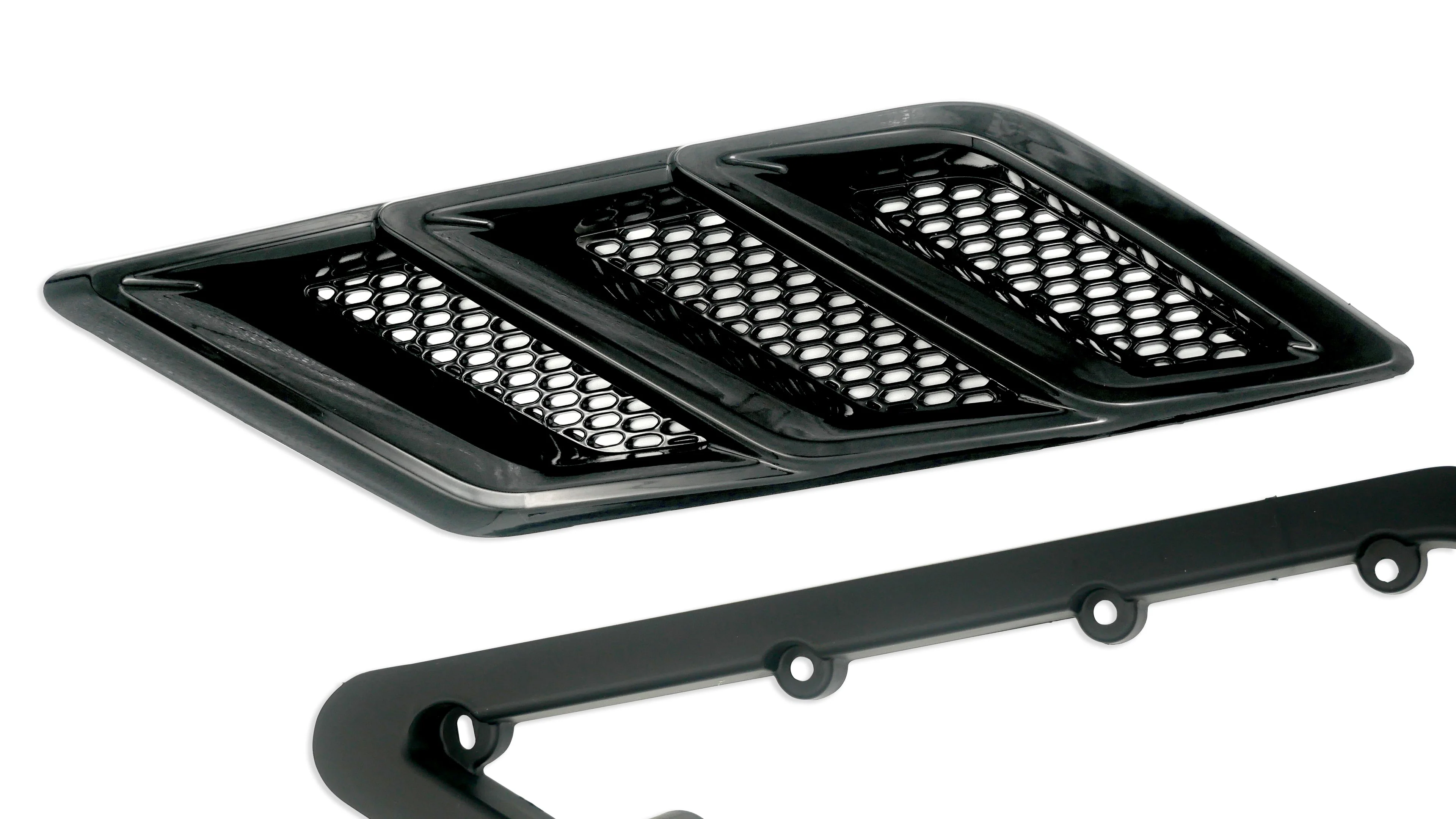 Fender Vent Heat Extractors (Gloss Black) for Mustang 2015-23 | #422326 | Roush - Image 4