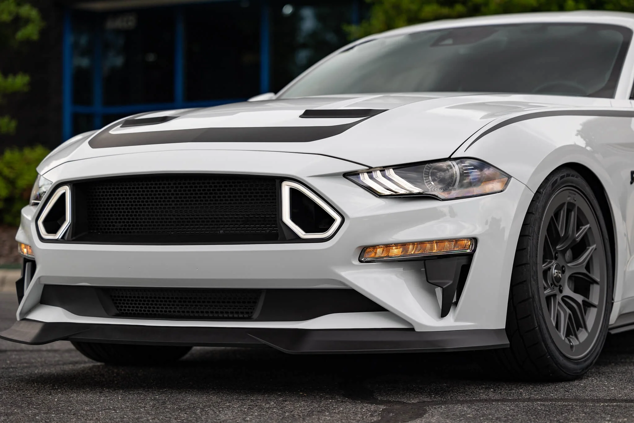 Upper/Lower Grille Kit (with/without LED Accent Lights) for Mustang 2018-23 | #403271-75 | RTR - Image 3